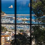 Casa Roca Vista A Unique Built On A Rock With Breathtaking Views Gérone